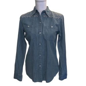 Chaps Chambray Button Down w/Shoulder Embroidery